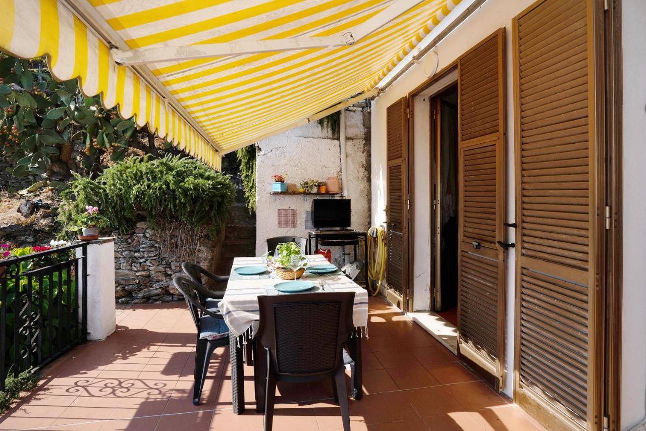 Villa Lardarina Corniglia Eksteriør billede