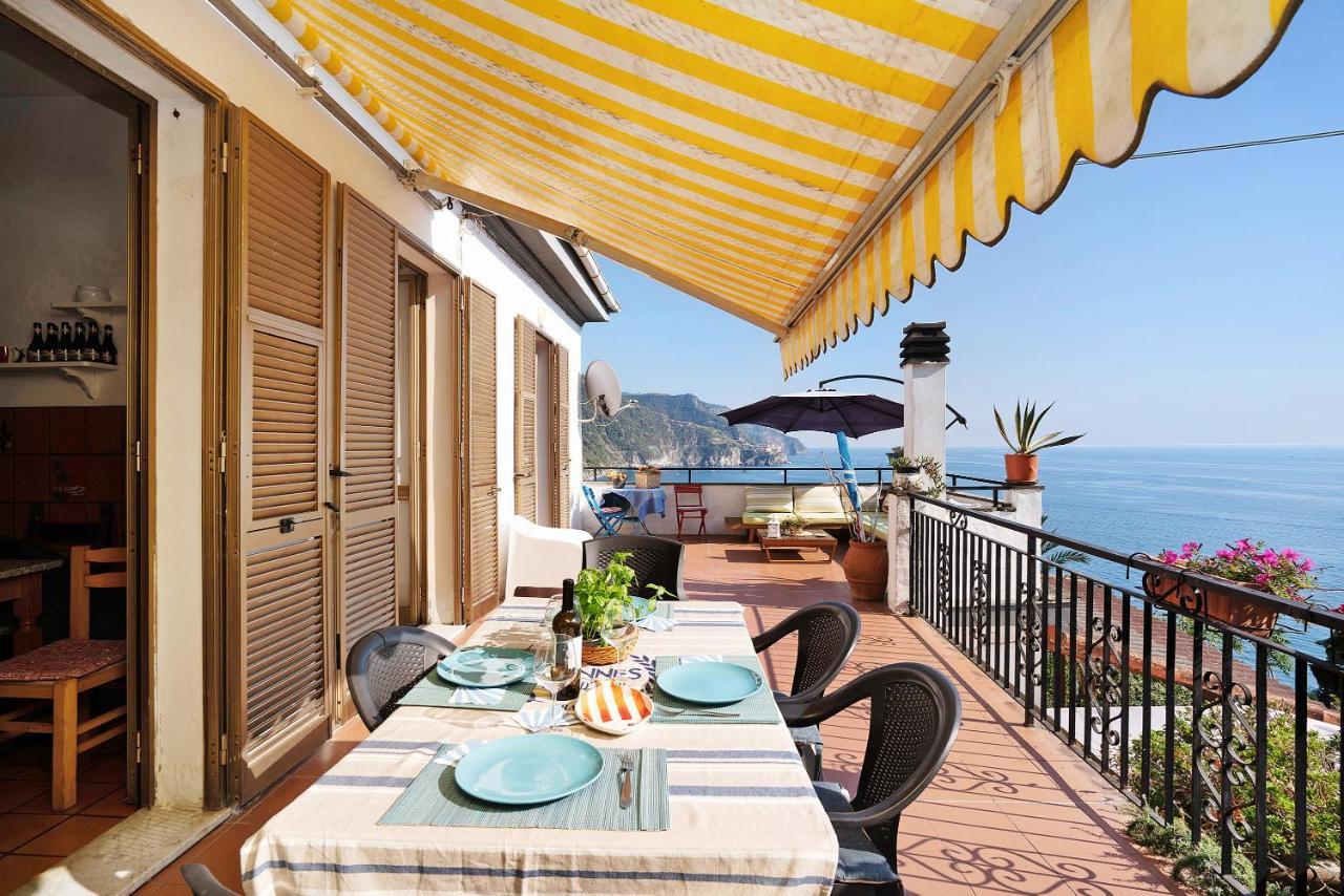 Villa Lardarina Corniglia Eksteriør billede